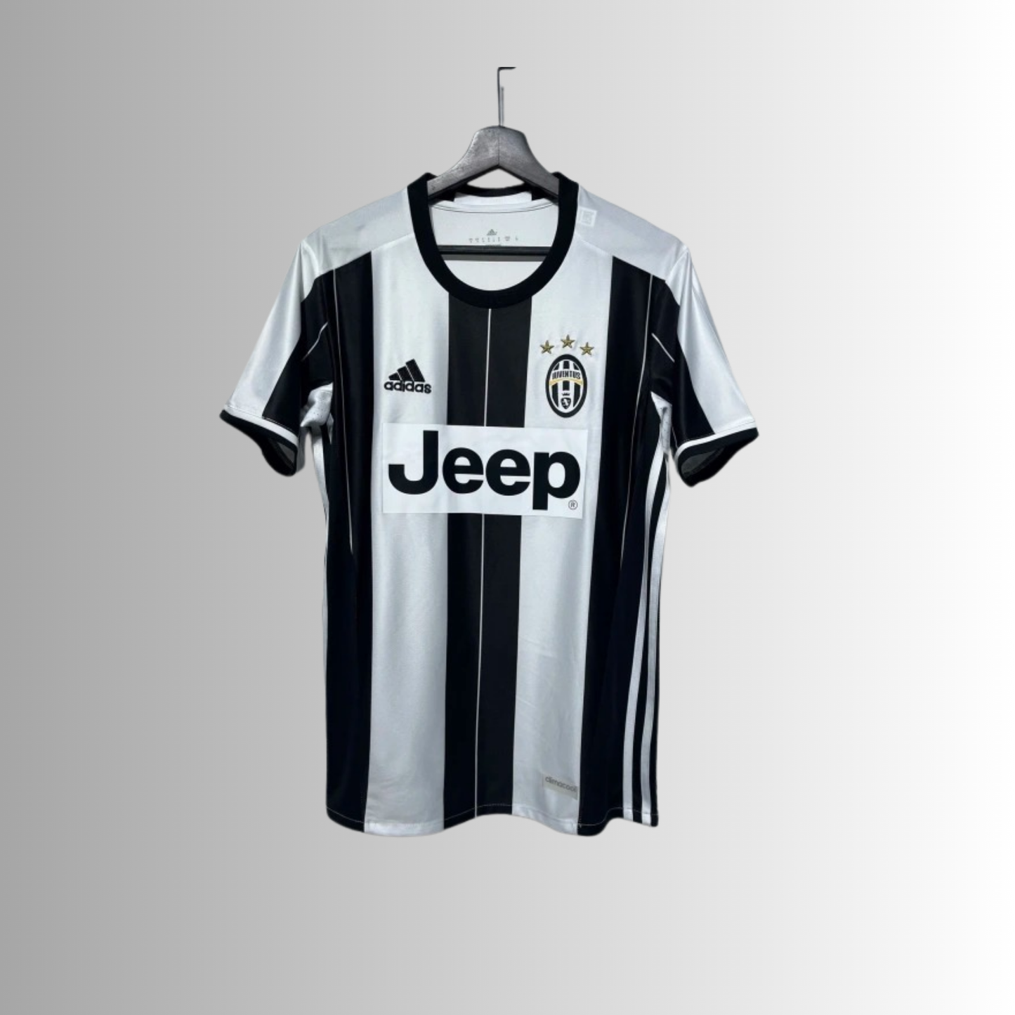16-17 Juventus Home Kit