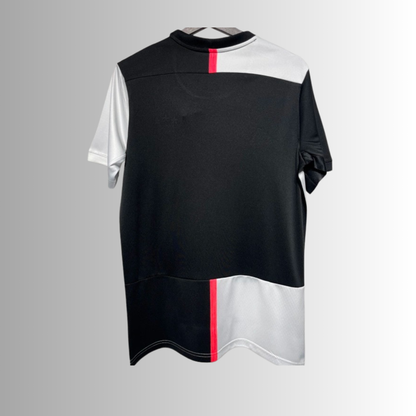 19-20 Juventus Home Kit