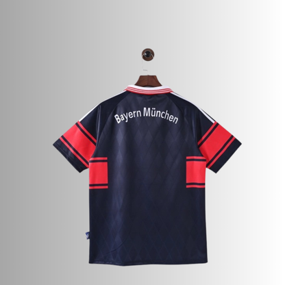 97-99 Bayern Munich Home Kit